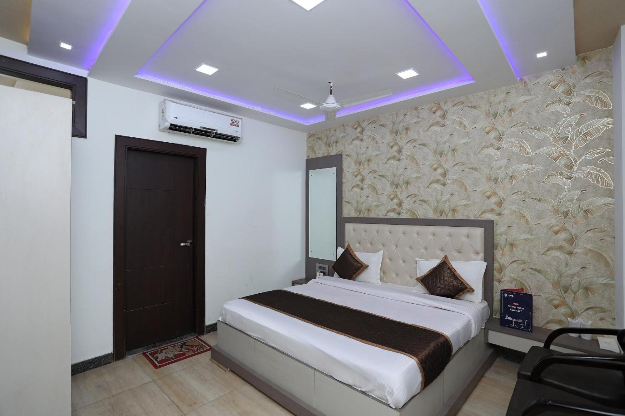 Oyo Hotel Vaishnavi Heritage Inn Agra  Esterno foto