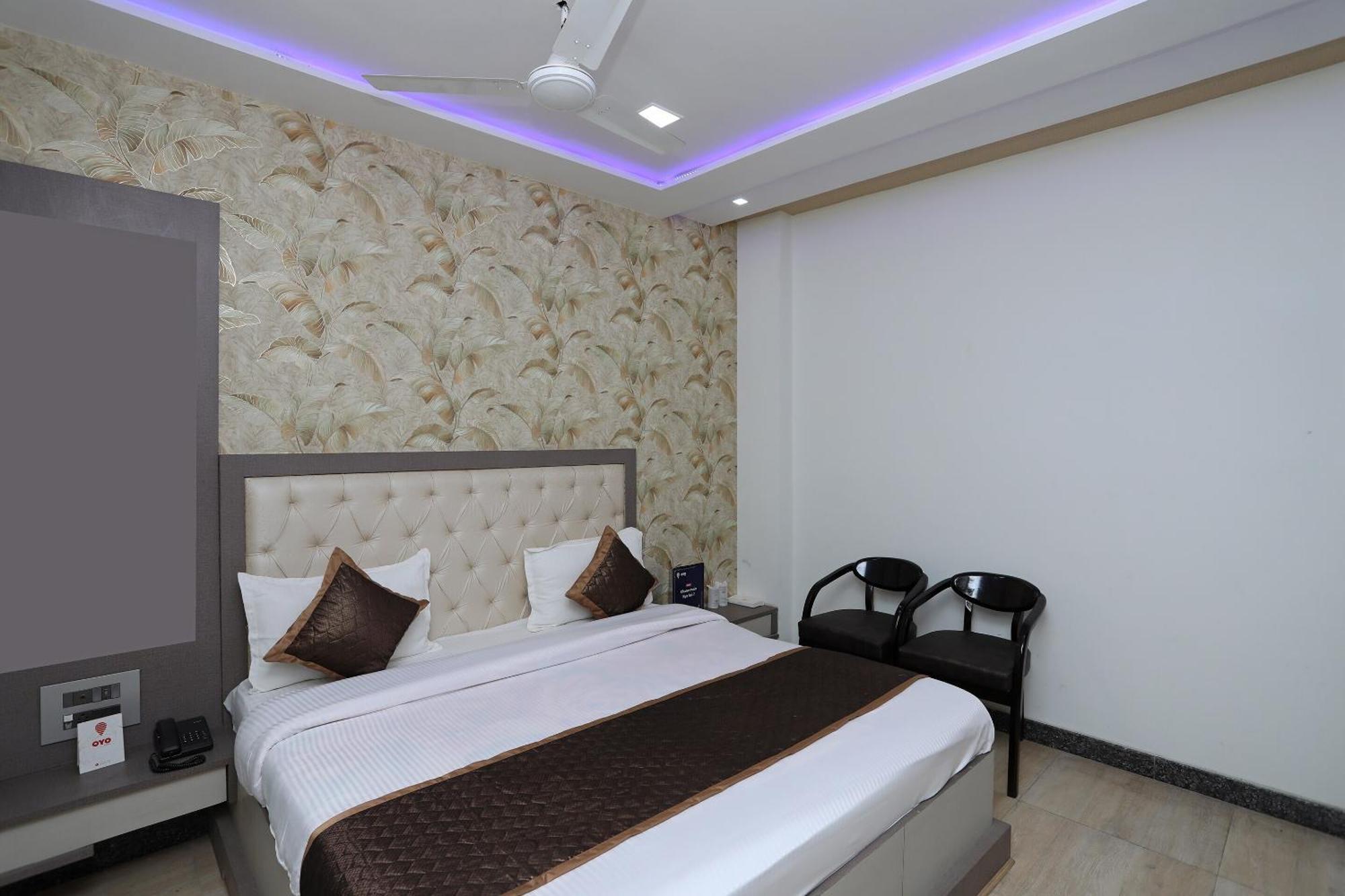 Oyo Hotel Vaishnavi Heritage Inn Agra  Esterno foto