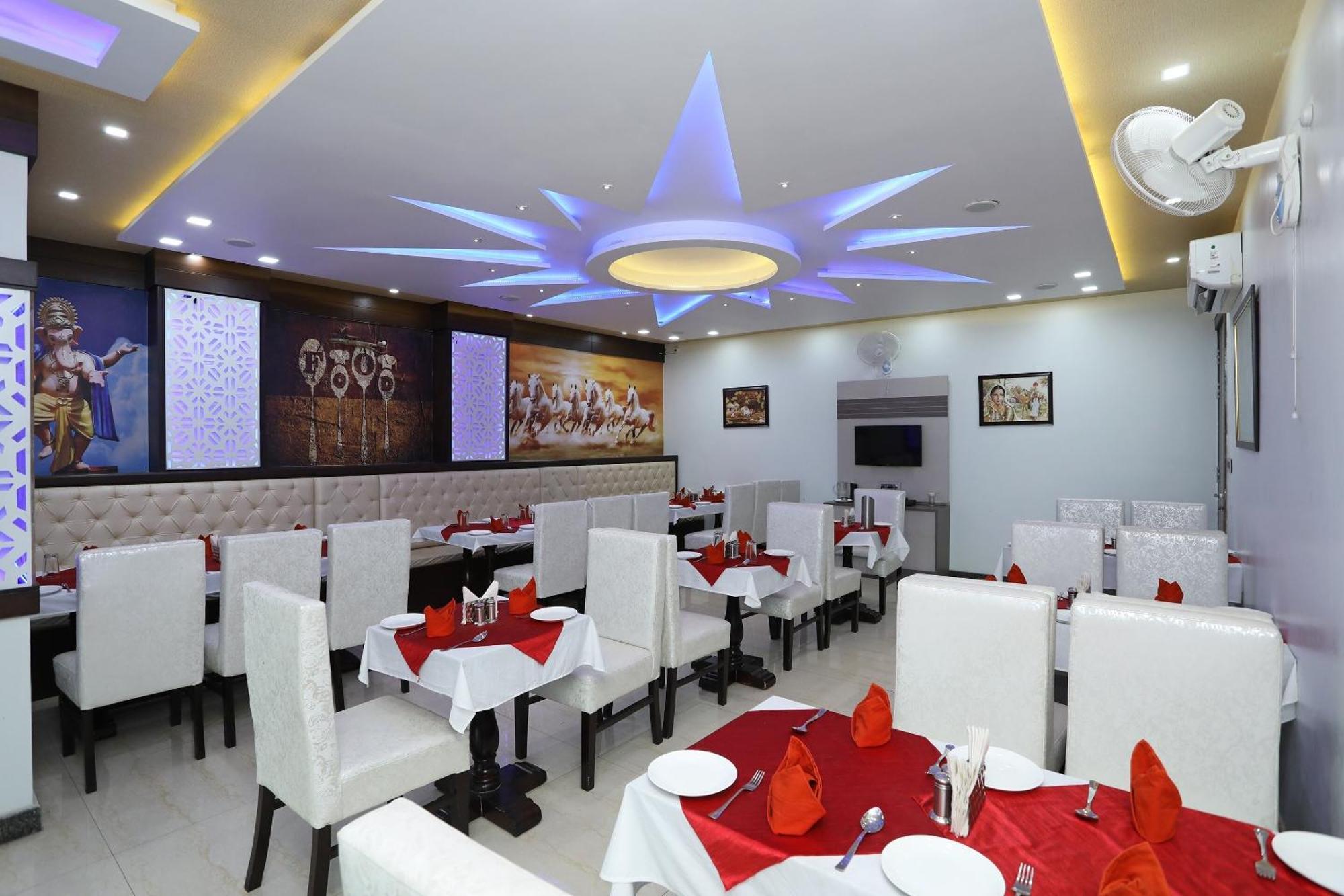 Oyo Hotel Vaishnavi Heritage Inn Agra  Esterno foto